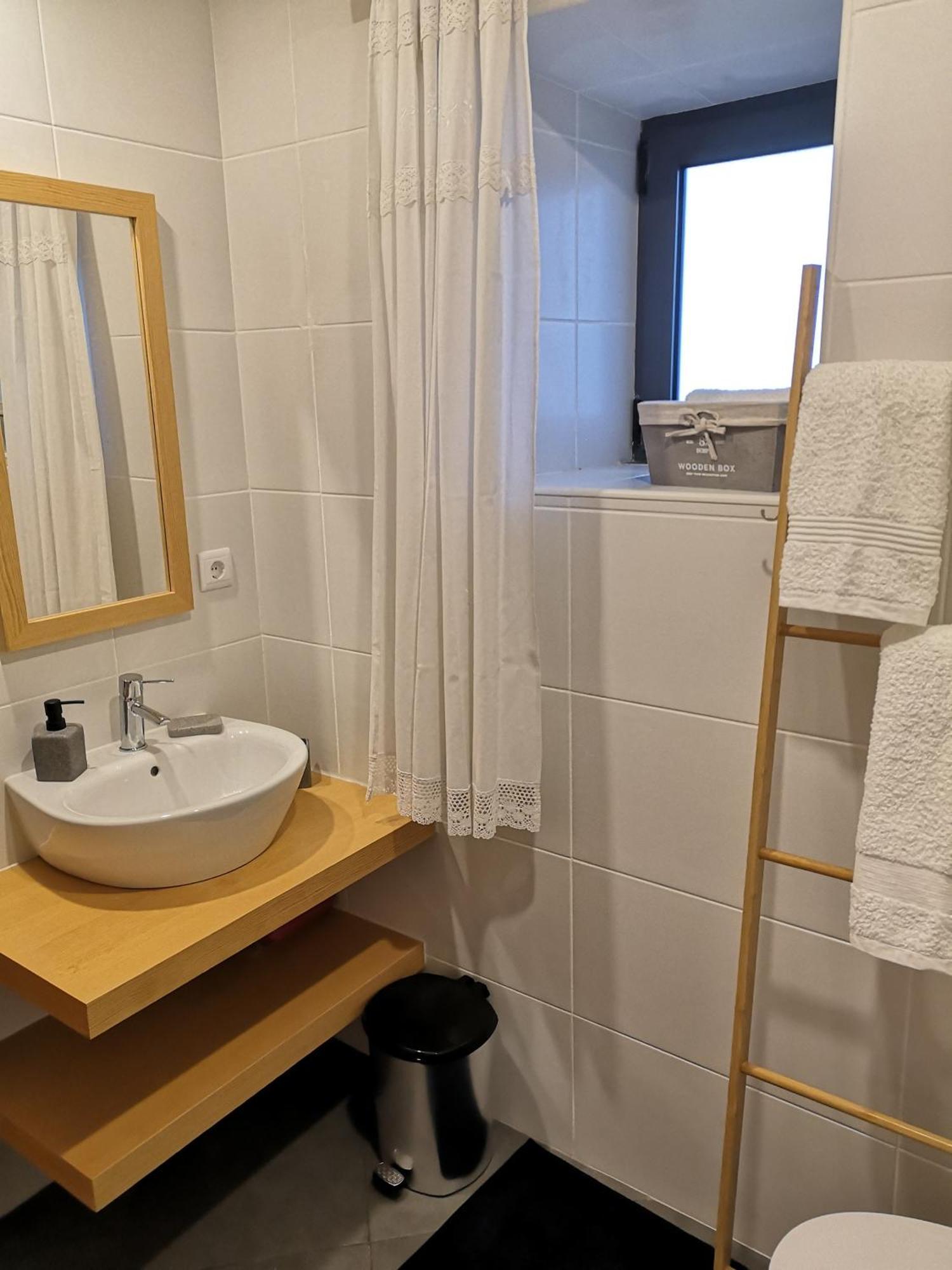 Hostal Casa do António Júlio São Roque do Pico Habitación foto